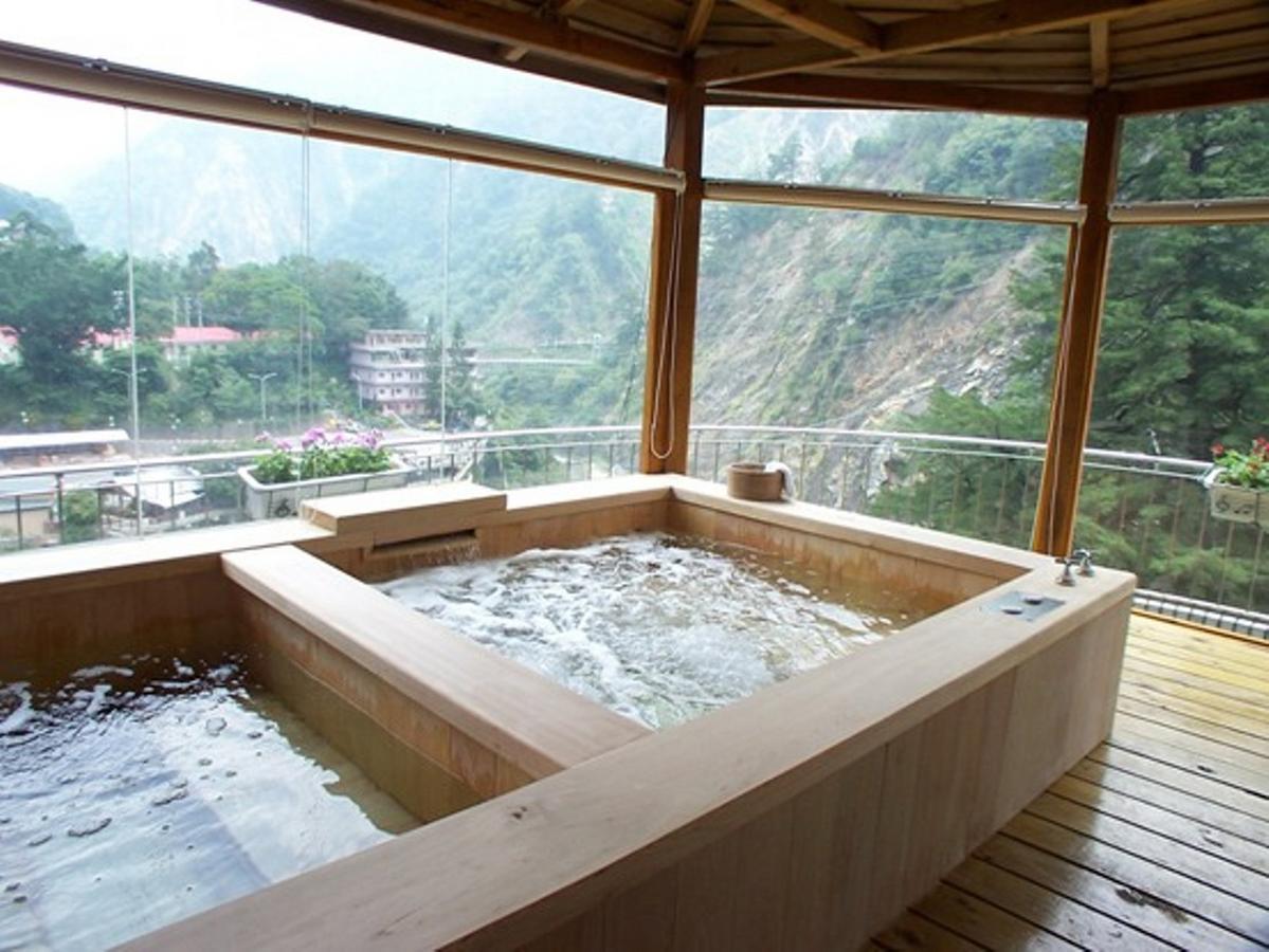 Utopia Holiday Hotel Heping  Dış mekan fotoğraf